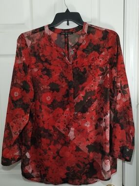 Plus Size Como Black Red Floral V-neck Sheer Blouse (A1)